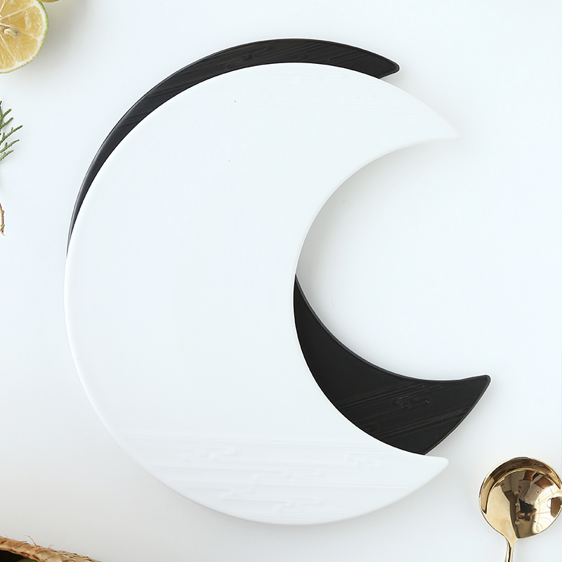 Creative Crescent Ceramic West - Food Snacks That Are Black recensie en prijs